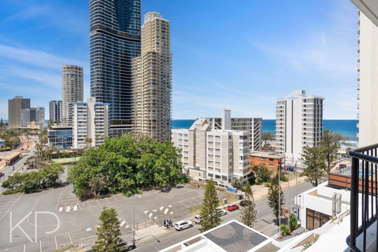 Hotel Apartments On 22 View Avenue, Surfers Paradise Гоулд Коуст Екстериор снимка