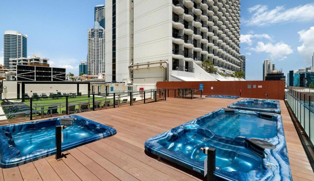 Hotel Apartments On 22 View Avenue, Surfers Paradise Гоулд Коуст Екстериор снимка